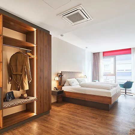 Hotel Krone 4*